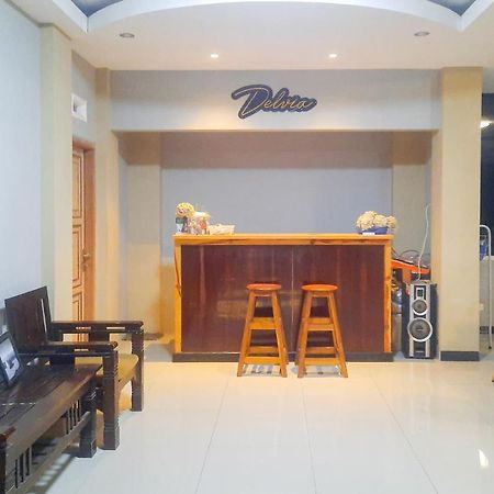 Delvia Bromo Homestay Mitra Reddoorz Pasuruan Extérieur photo