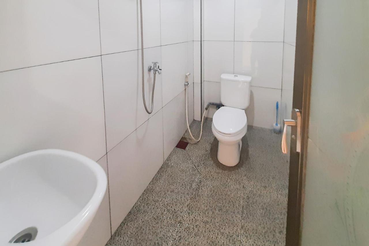 Delvia Bromo Homestay Mitra Reddoorz Pasuruan Extérieur photo