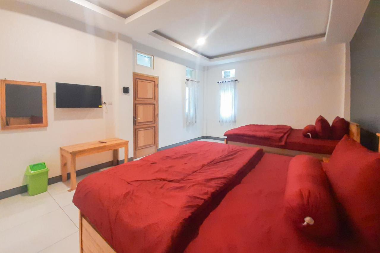 Delvia Bromo Homestay Mitra Reddoorz Pasuruan Extérieur photo